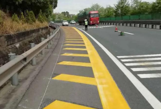 十堰恐龍化工專業(yè)施工，打造高品質(zhì)道路標(biāo)線工程