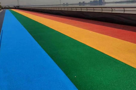 不同道路場景如何選十堰恐龍化工道路標(biāo)線涂料？